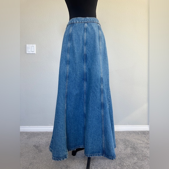 Zara Blue Denim Maxi Skirt with side pockets - Picture 3 of 4